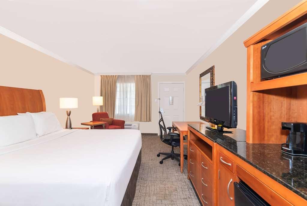 Baymont By Wyndham Beaumont Hotel Kamer foto